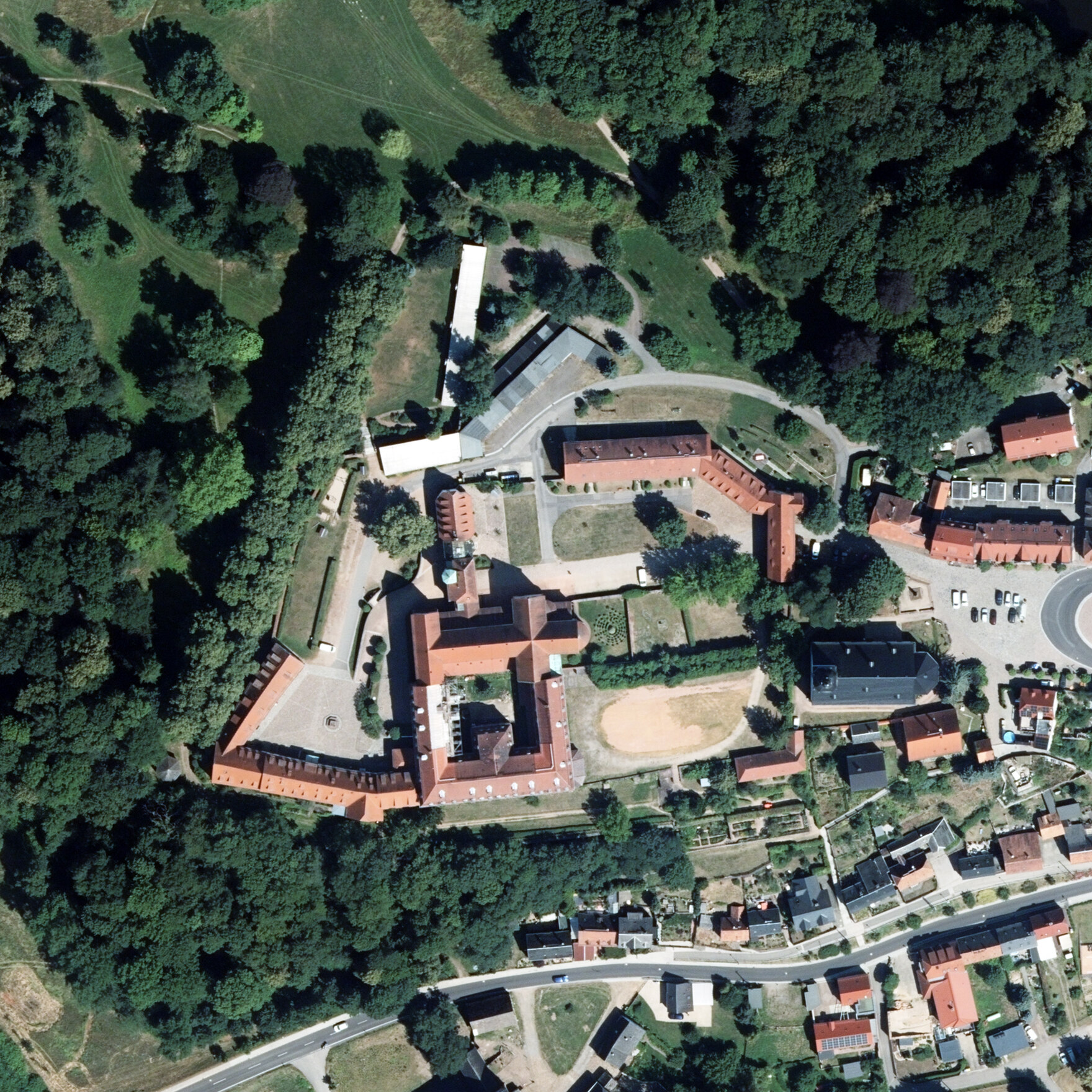 Luftbild Kloster Wechselburg