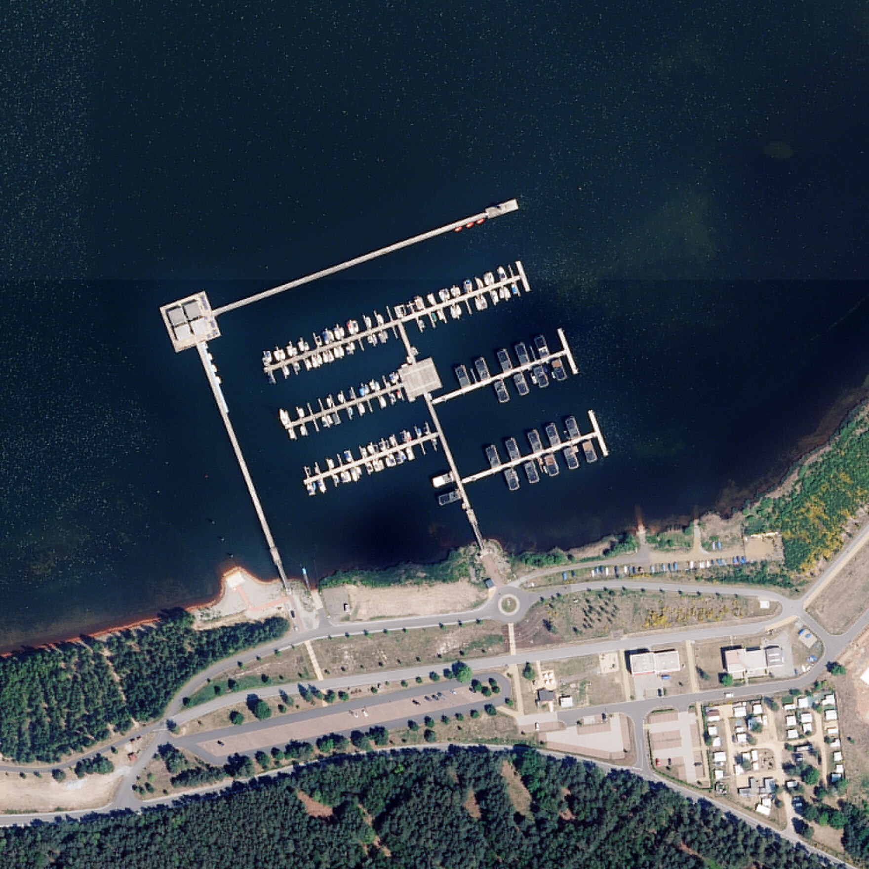 Luftbild Marina Klitten am Bärwalder See